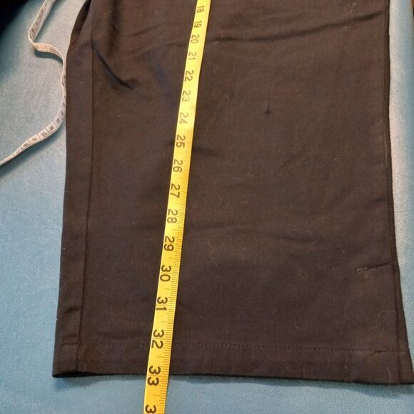 Croft & Barrow Women's 24W Black Cotton Blend Four Pockets Capri Cottagecore - Picture 4 of 7